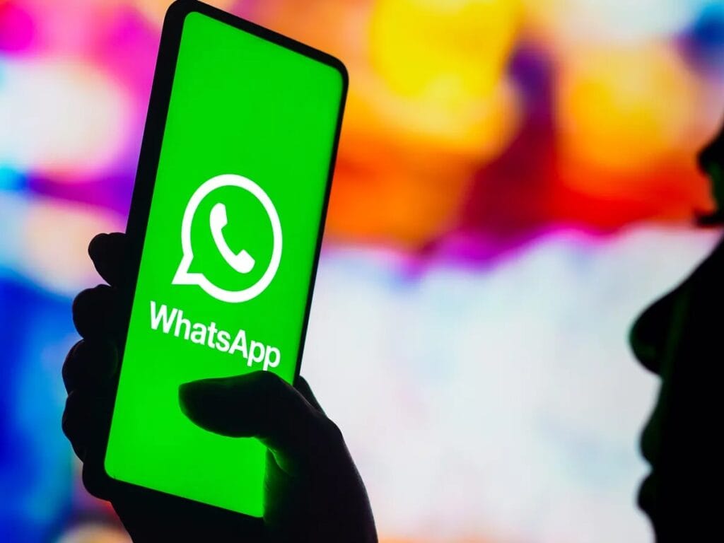 WhatsApp का नया "Favorites" फीचर: अब अपने खास लोगों से कनेक्ट रहना हुआ और भी आसान! WhatsApp का नया “Favorites” फीचर: अब अपने खास लोगों से कनेक्ट रहना हुआ और भी आसान!