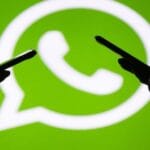 WhatsApp Massage की Privacy: जानें क्या कोई इन्हें पढ़ सकता है?