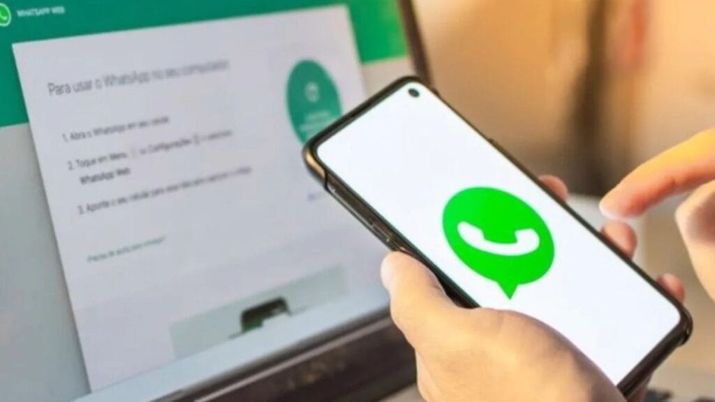 WhatsApp New Features: वॉयस चैट और मिस्ड कॉल अलर्ट्स के साथ बदलें अपना अनुभव WhatsApp